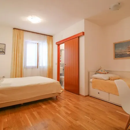 Sunshine Apartament